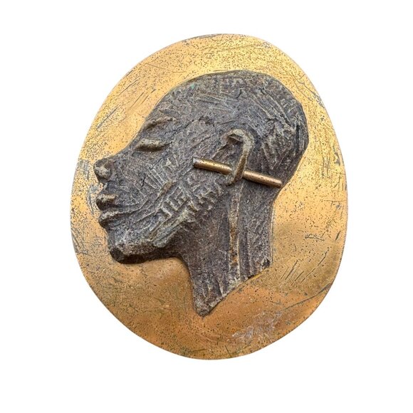 African-Inspired Vintage Brooch With Raised Profile Design Textured Bronze & Bra - Picture 1 of 5